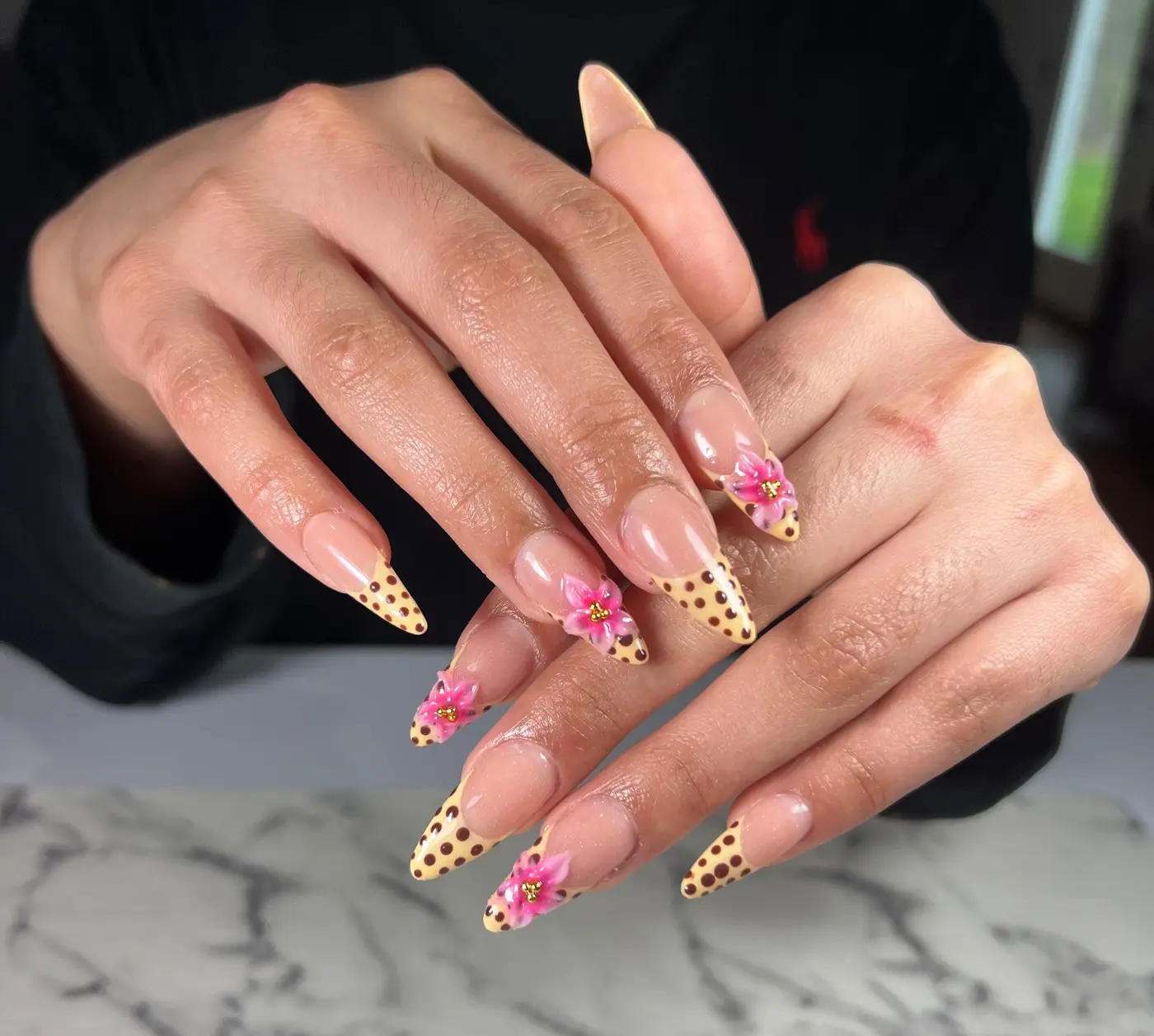 Escorche Nails portfolio design 7