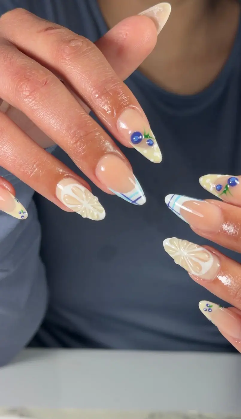Escorche Nails portfolio design 12